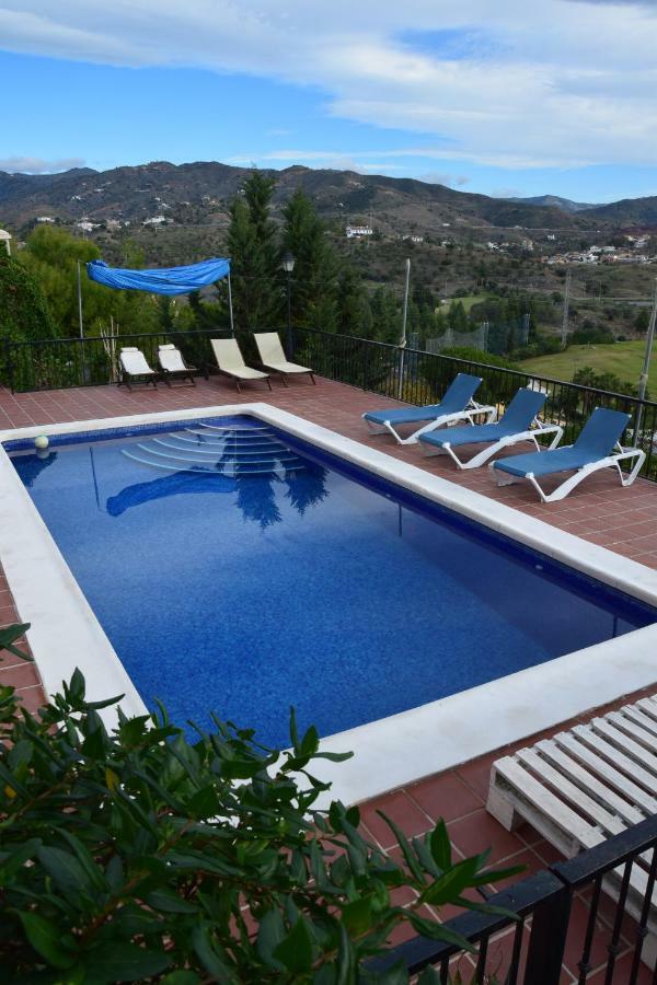 Apartamento-Estudio en Villa con Piscina Málaga Exterior foto