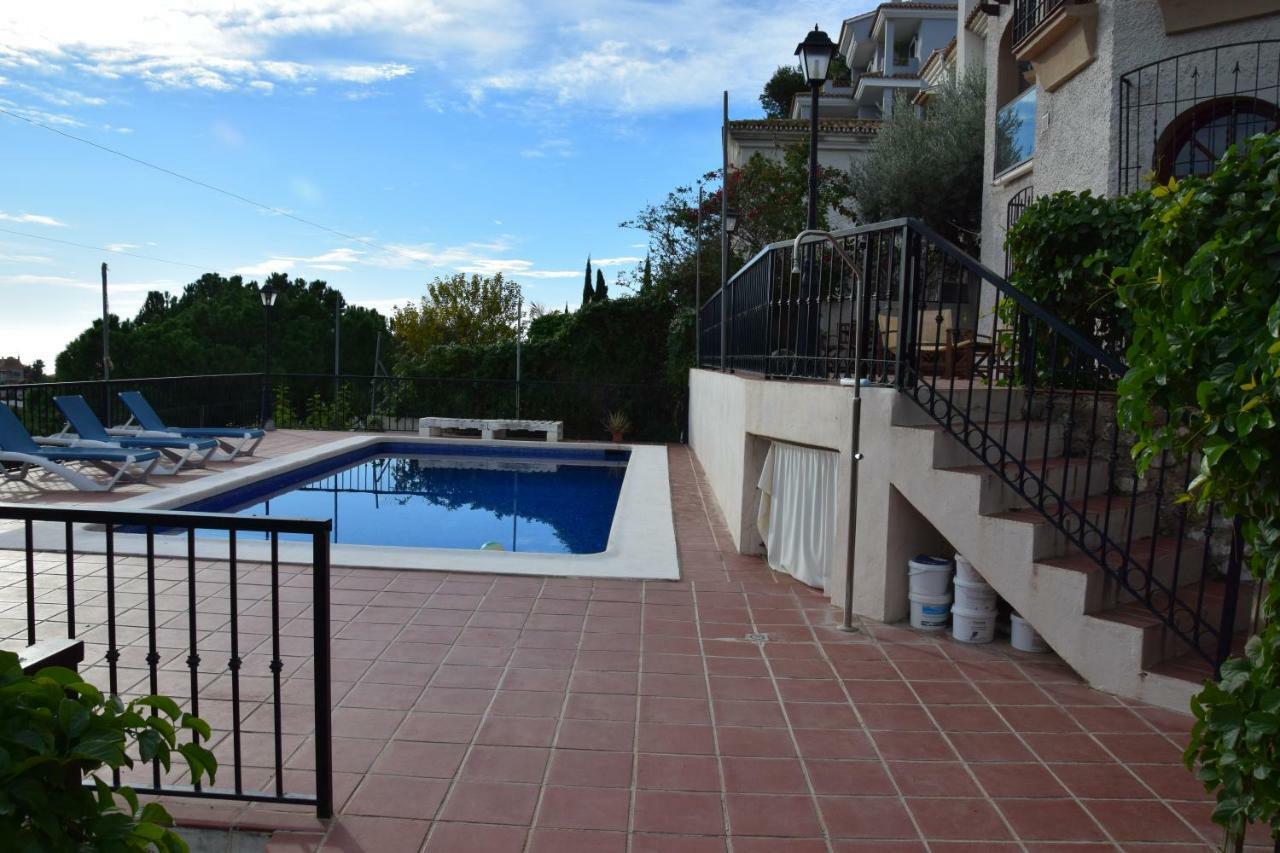 Apartamento-Estudio en Villa con Piscina Málaga Exterior foto